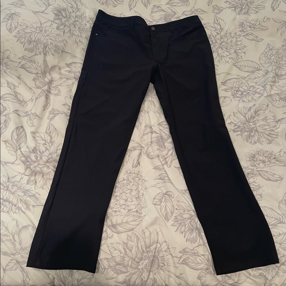 One Day Away Men’s Commuter Pants